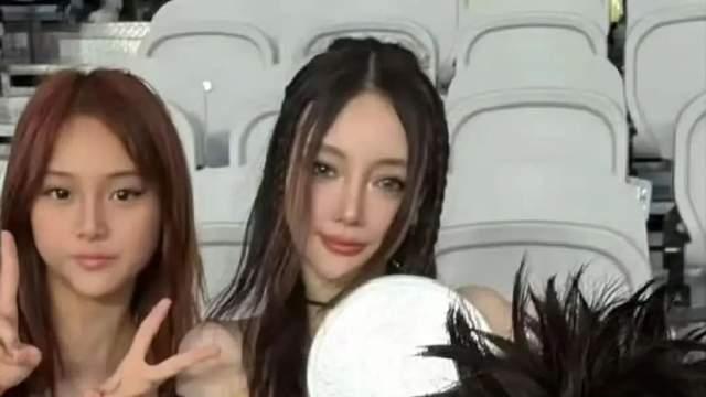 李小璐、贾乃亮的女儿甜馨是怎样炼成的？