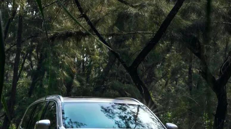 三屏联动+5种驾驶模式！XC90智能座舱竟藏这些黑科技