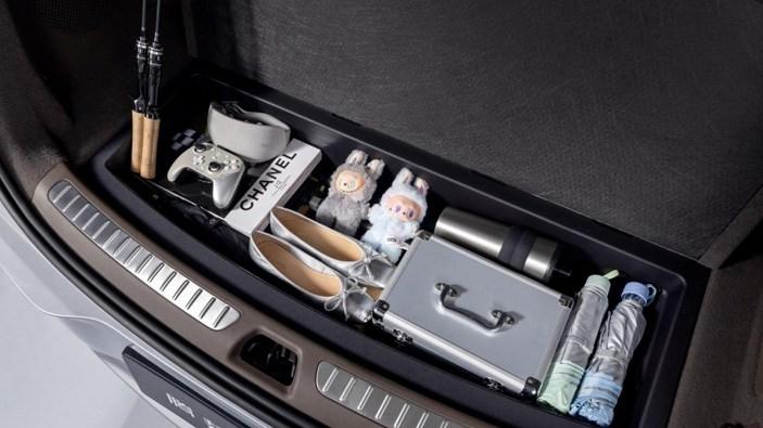 29.98万元-32.98万元！大六座安全豪华SUV腾势N8L正式上市