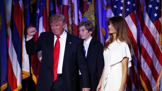 中方2次掀桌子，美国尝到苦果，特朗普口风变软，亲信已来华求和