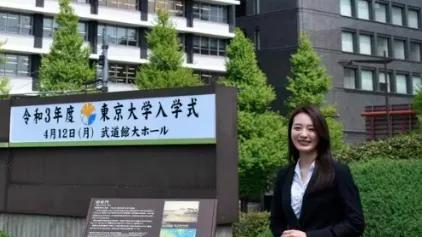 东大校花自曝在巴黎遭歧视，地铁上险被袭击还被嘲笑，直言亚洲人是社会最底层