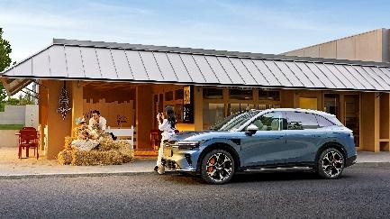 不只国内火，全球10万家庭都在等！焕新7X听劝升级