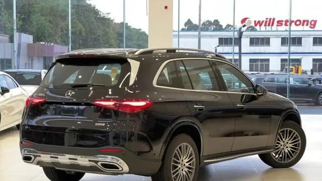 奔驰GLC价格“大跳水”：12万降幅下，是抄底还是陷阱？