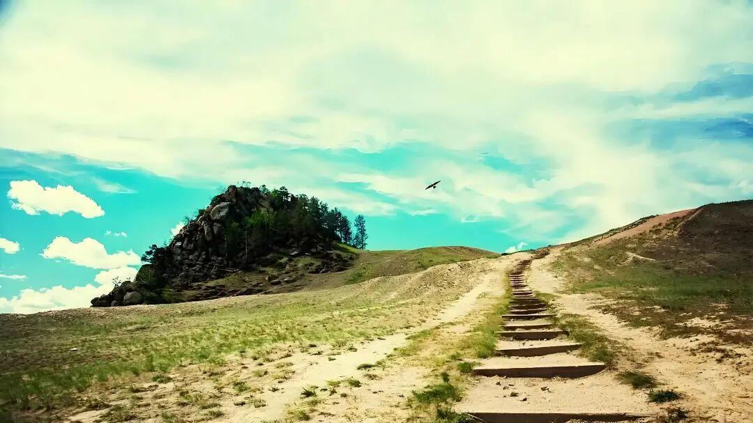 七律·悠然吟世路