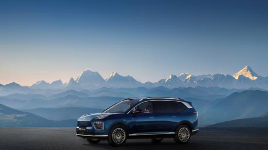 昊铂HL增程版全系标配高阶智驾，26万级车型享全场景智能体验