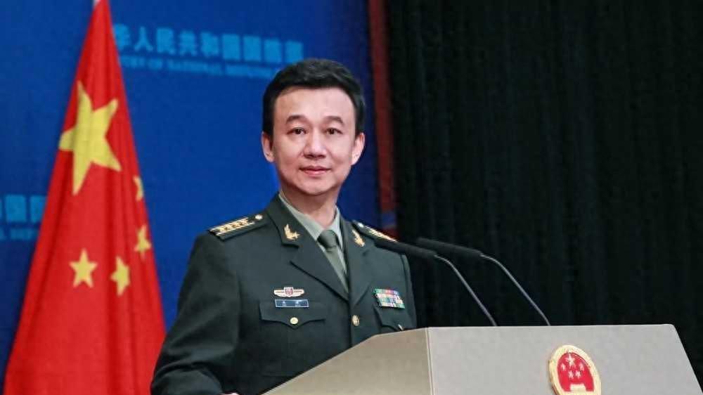 国防部换新人，老面孔退场，新故事要开始了？