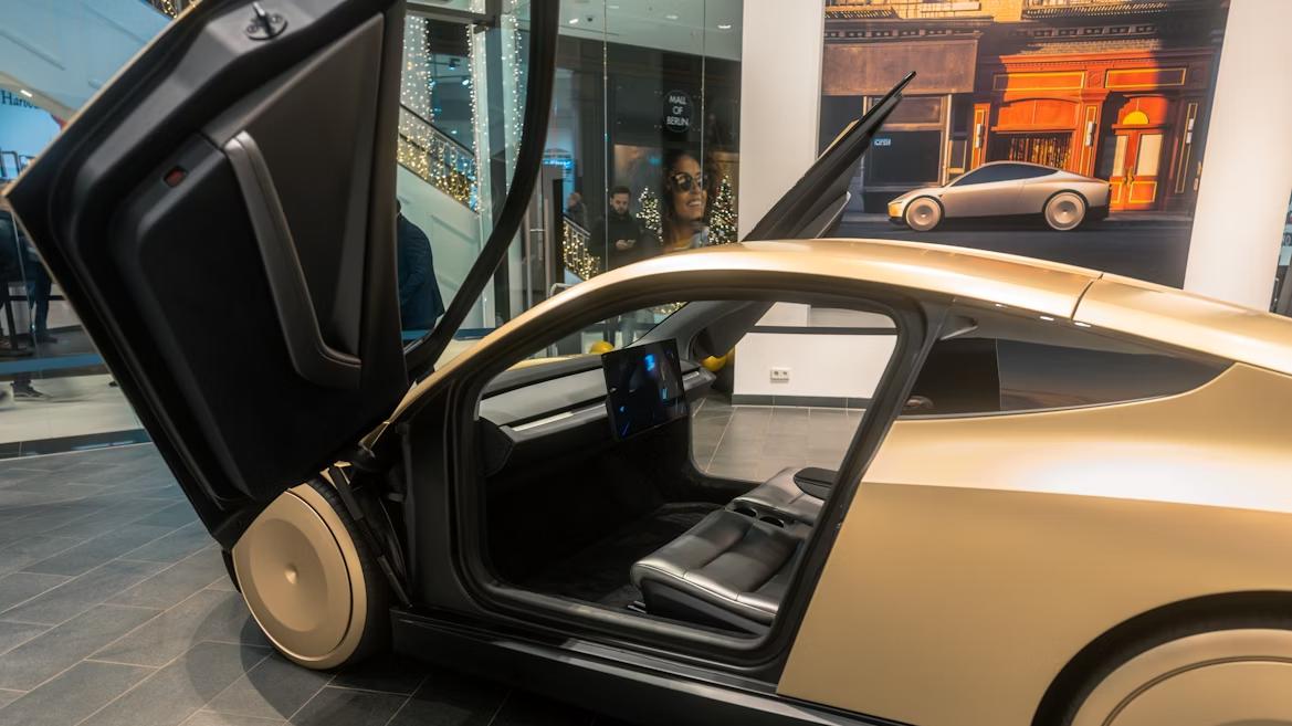 特斯拉 Cybercab：技术破界与行业重塑