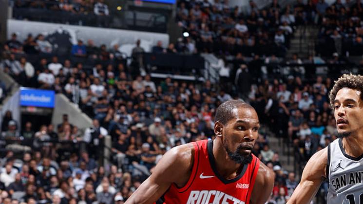 火箭110-121输给马刺，球员总结：2人表现出色，4人达标，3人低迷