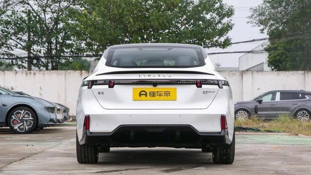 领克07 EM-P：限时直降1万元，实力解读全网热销背后的秘密