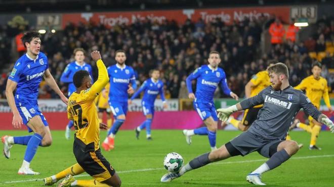 周二：吉灵汉姆VS威科姆足球前兆推荐分析！