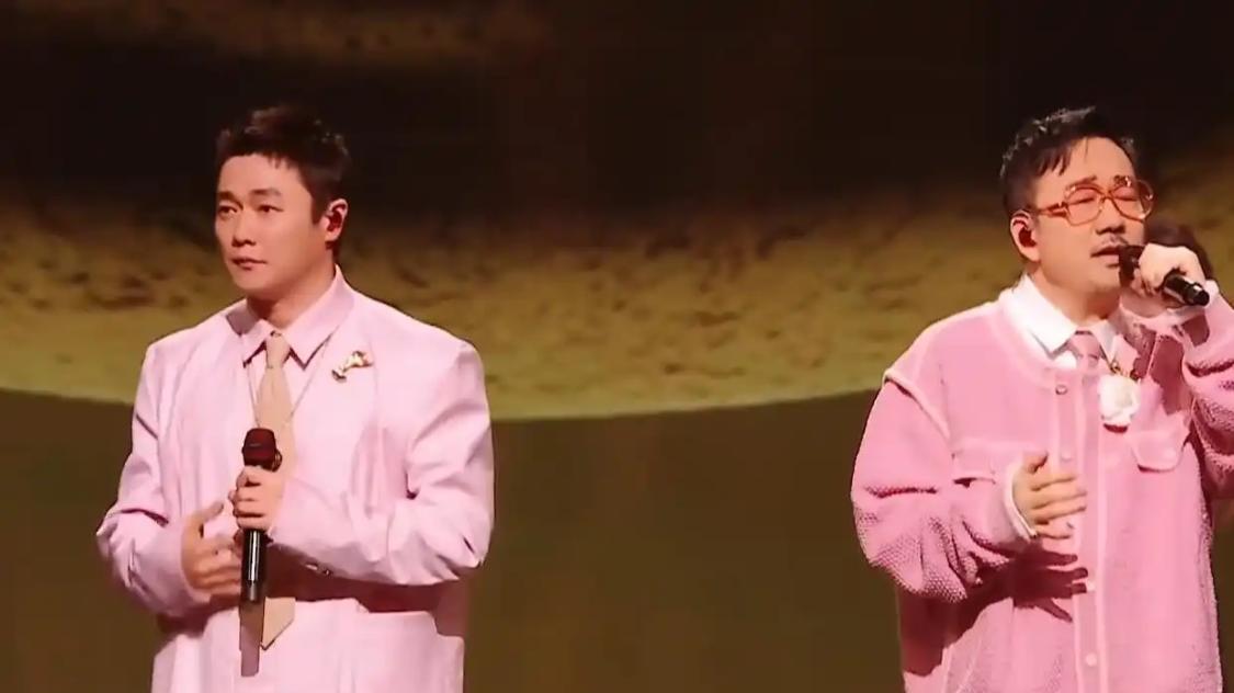 跨年晚会槽点多，多位歌手翻车，邓超真唱打败内娱80%歌手