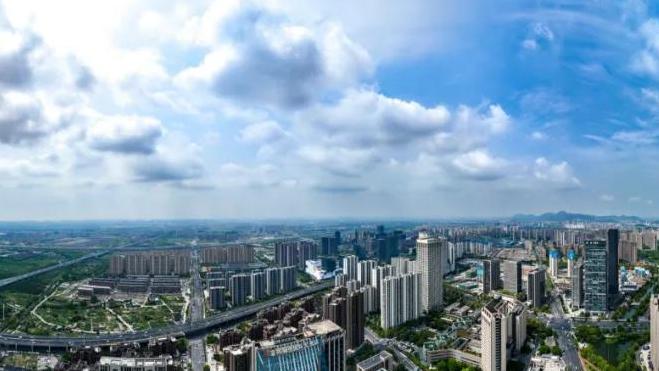 智能与时尚碰撞：临平的高质量发展之路