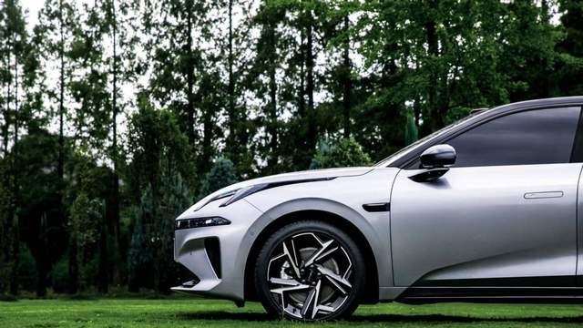 全系配激光雷达，领克07EM-P上市，硬刚海豹07有戏吗？