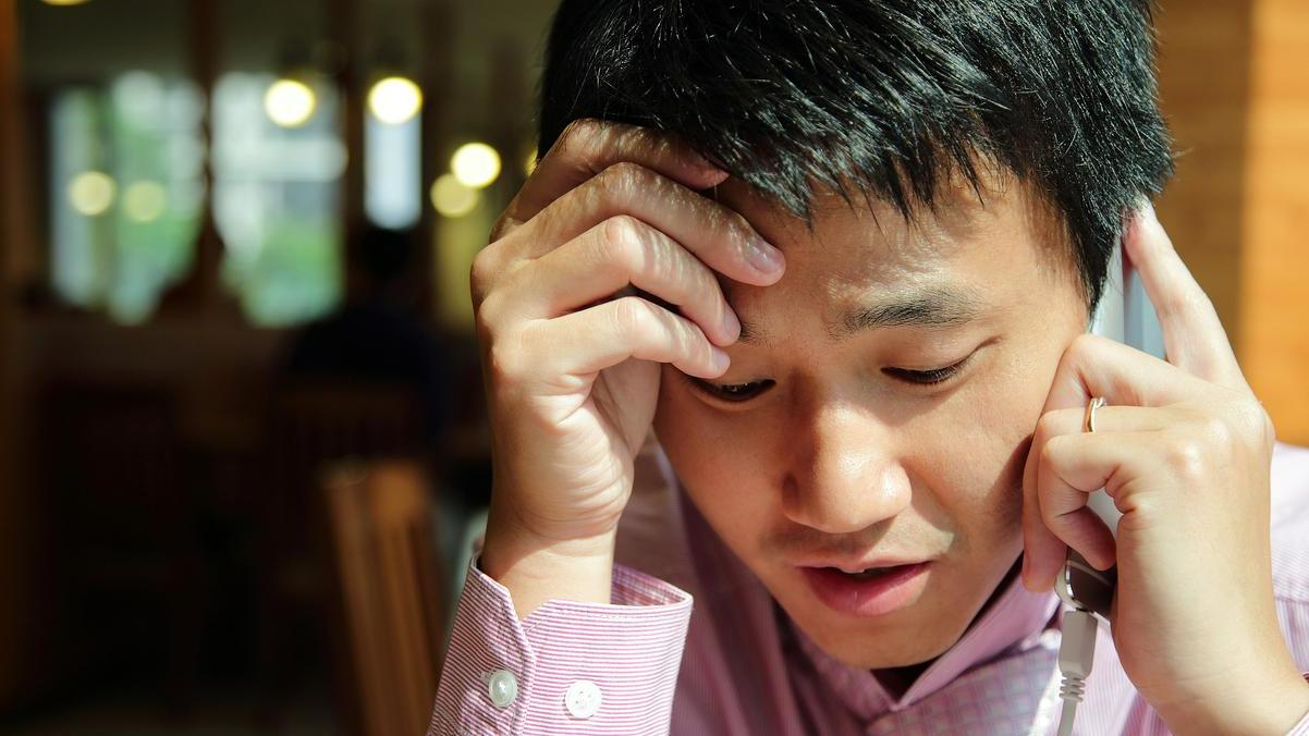 老婆重病要8万救命，父母直接拒绝，我找了趟岳父，他们追悔莫及求原谅