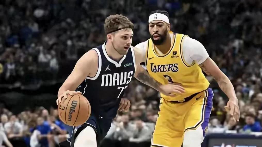 豪宅与交易：东契奇、戴维斯与郭艾伦的NBA与CBA球员处境对比
