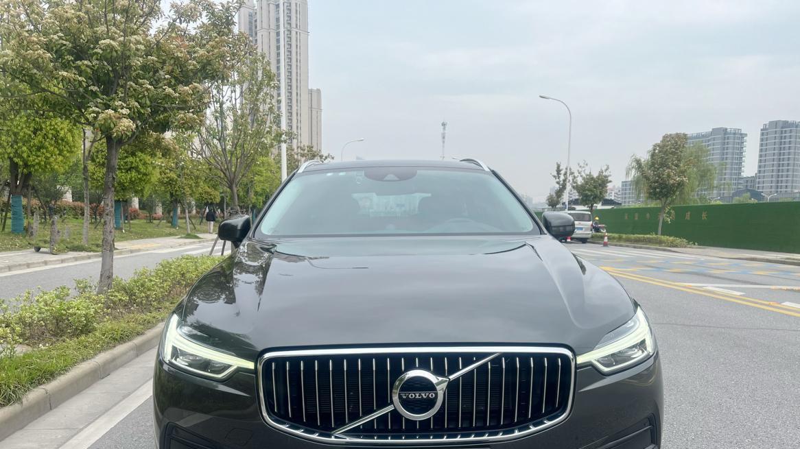19年沃尔沃XC60，安全性能拉满，家用出行新选择