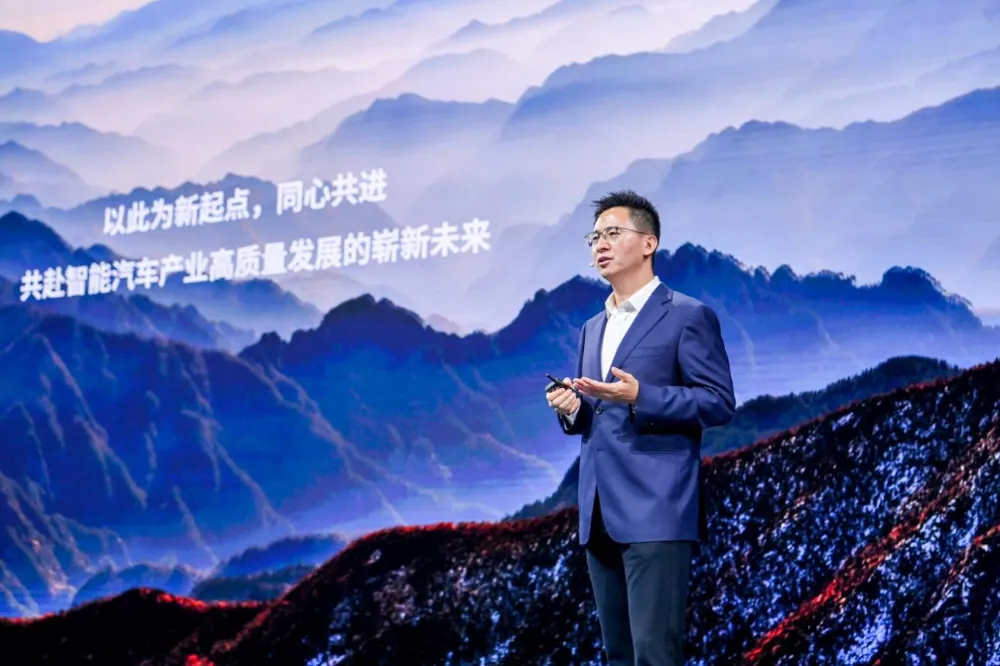 地平线集结全球产业链，2025年成本拐点，破解智驾规模化