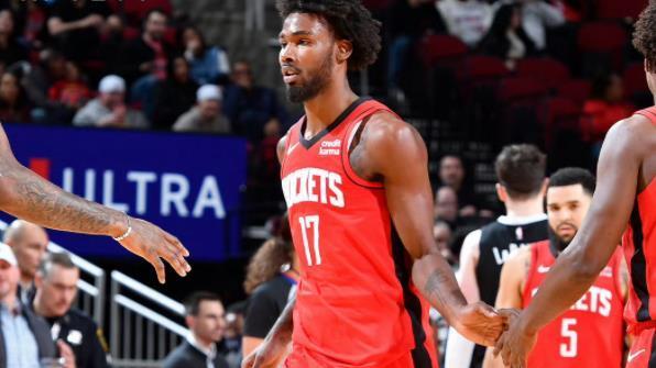 恭喜火箭队！伊森或2天后复出，已参加训练，场均11+5，三分更强