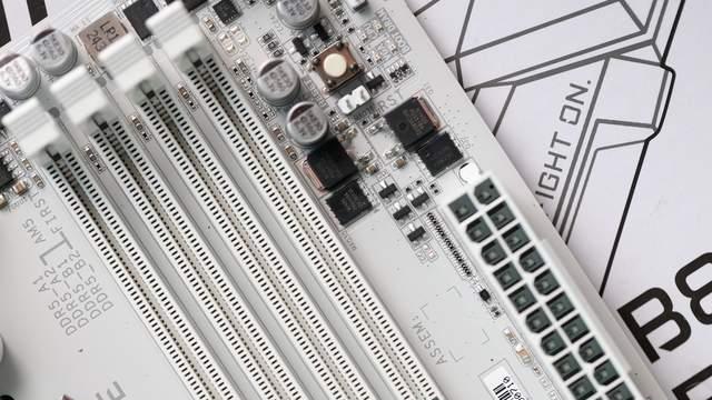 纯白战舰，入手技嘉冰雕B850M AORUS ELITE WIFI6E ICE组建白色主机