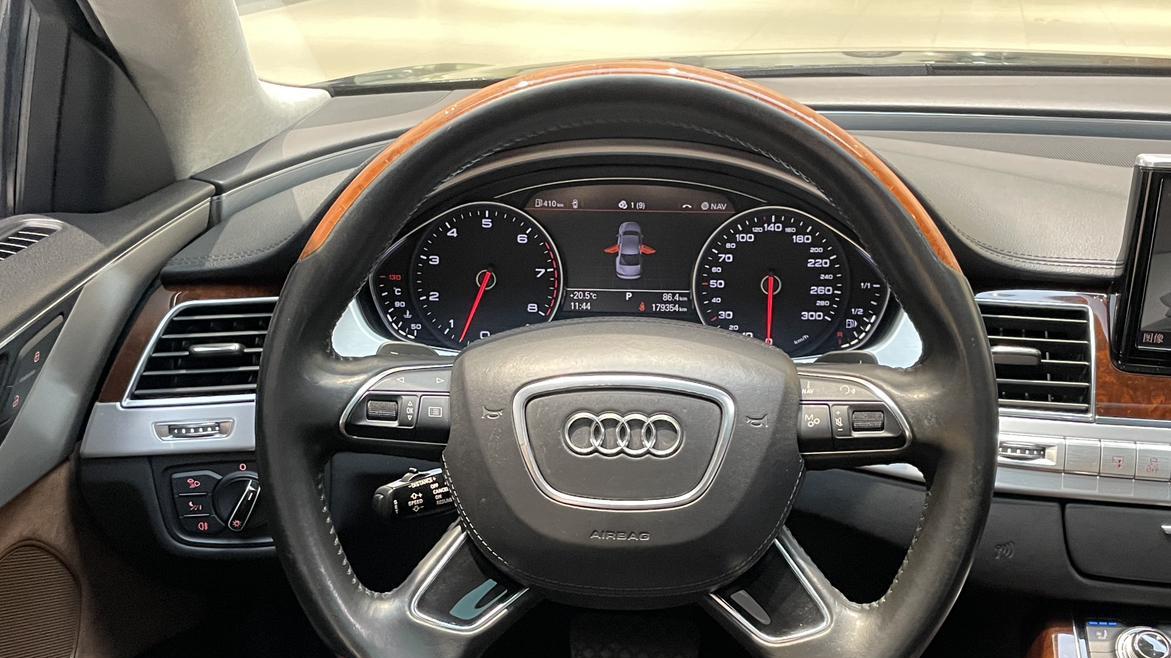 25.8万圆你老板梦？实拍2011款奥迪A8L W12quattro