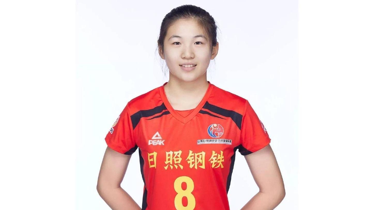 中国女排应多补充中生代！解盛钰李若琦最可惜，未来应给她们机会