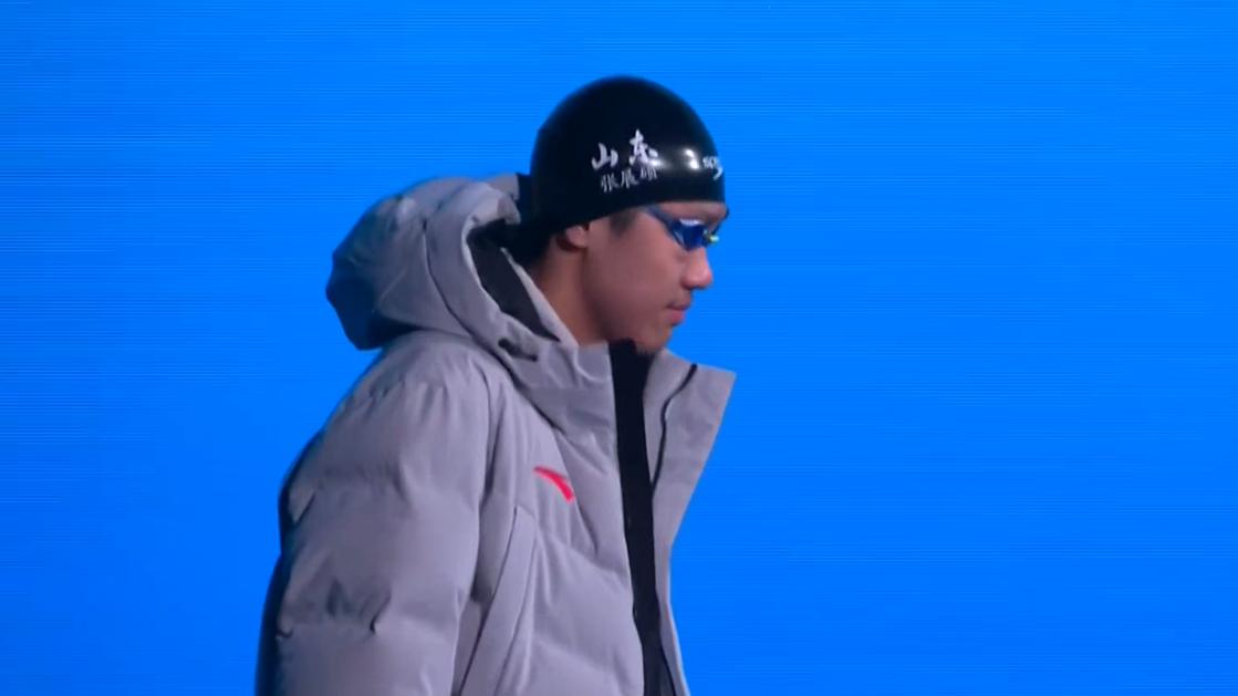 全运会游泳第4日综述：潘展乐100自第一晋级，覃海洋犯规取消成绩