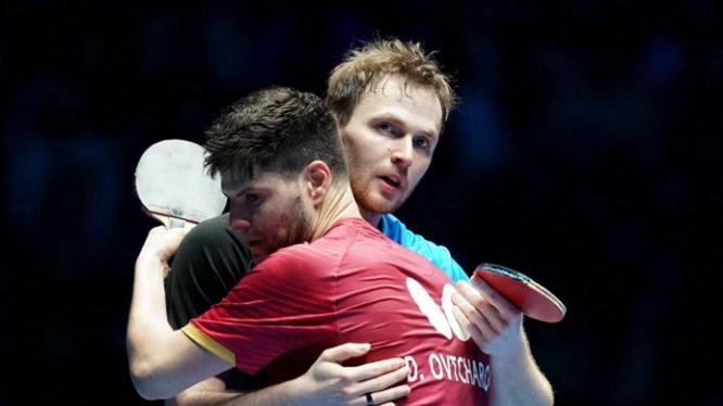 老将的背影：英雄迟暮，亦是传奇