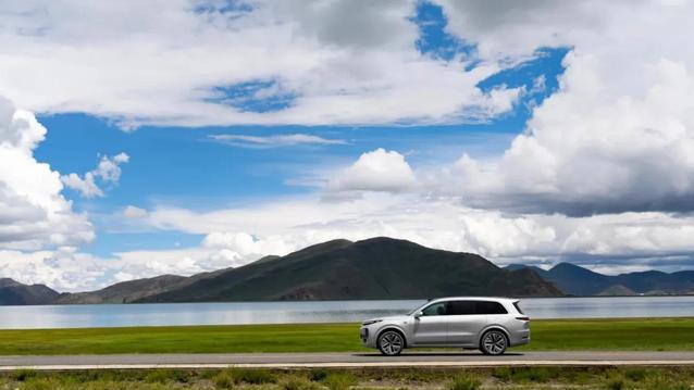 还在盲目选车？领克 900、理想 L9、问界 M8 对比，一文读懂