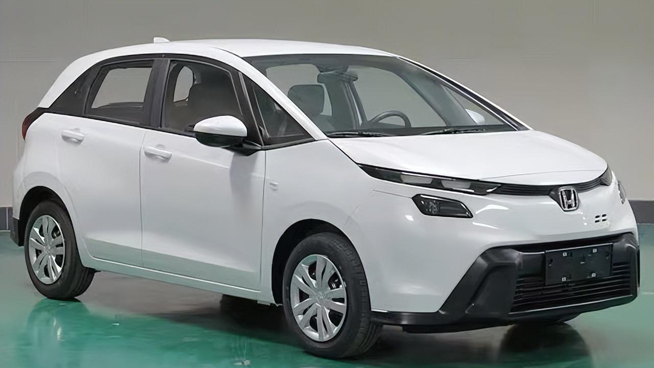 曾经风光无限的本田飞度，如今月销量1台，可还是要坚持推新款？