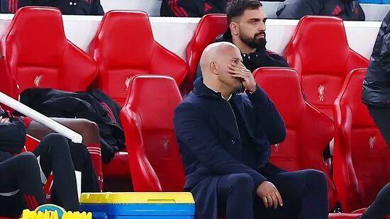 更衣室矛盾摆上台面，顶薪传奇沦为战术弃子：沙特已是唯一出路