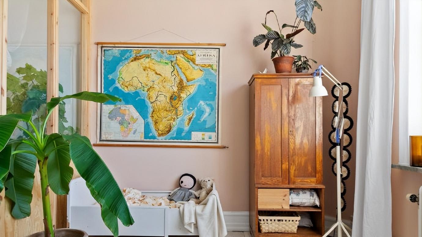 65平米简约北欧风新房完工，第一次看到木质玻璃门隔断，实用好看