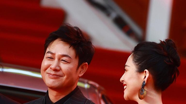 张颂文回应韶关救下路人，不管谁倒在你面前，该帮则帮