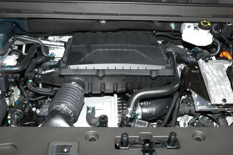 国产7座SUV，带冰箱+电磁悬挂，家用挺合适？