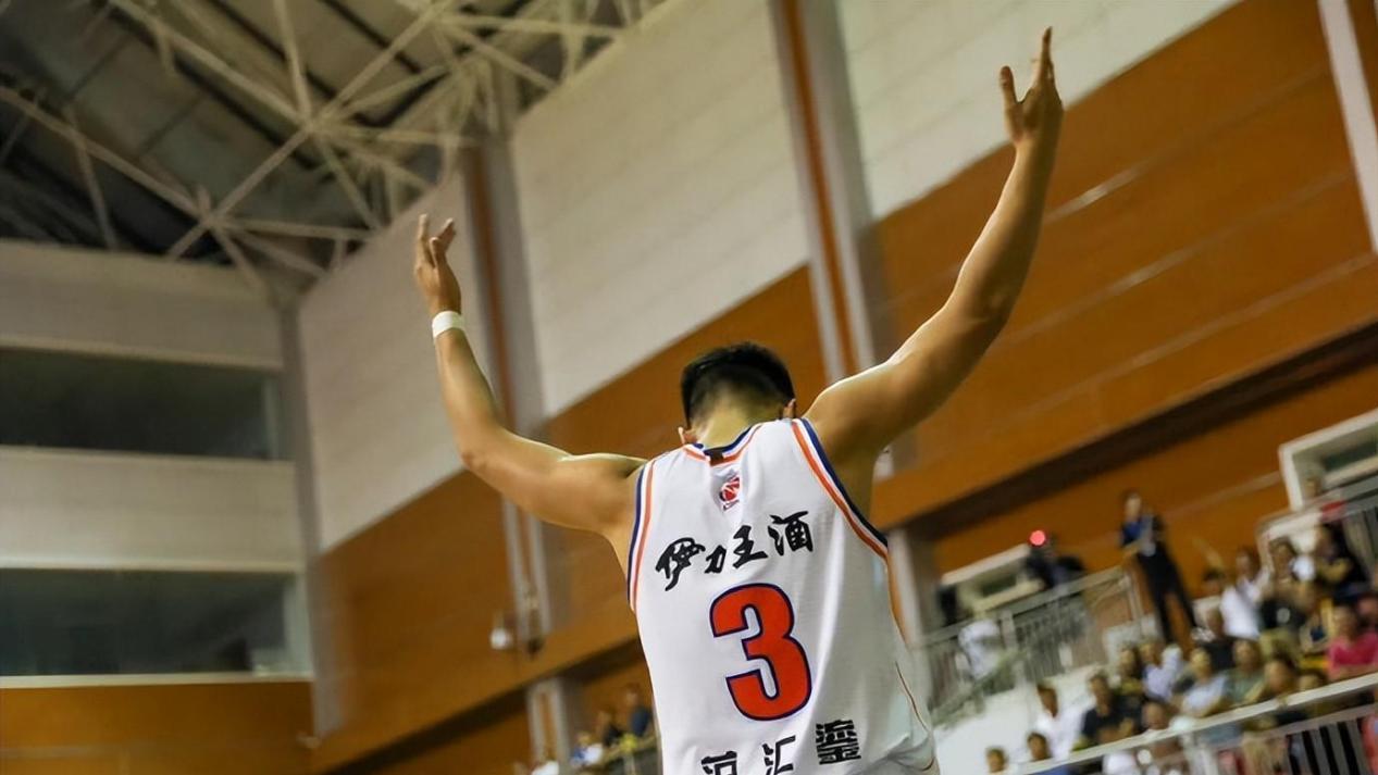 黑马继续补强！刘维伟不要之人重返CBA，他或助少帅冲击总冠军
