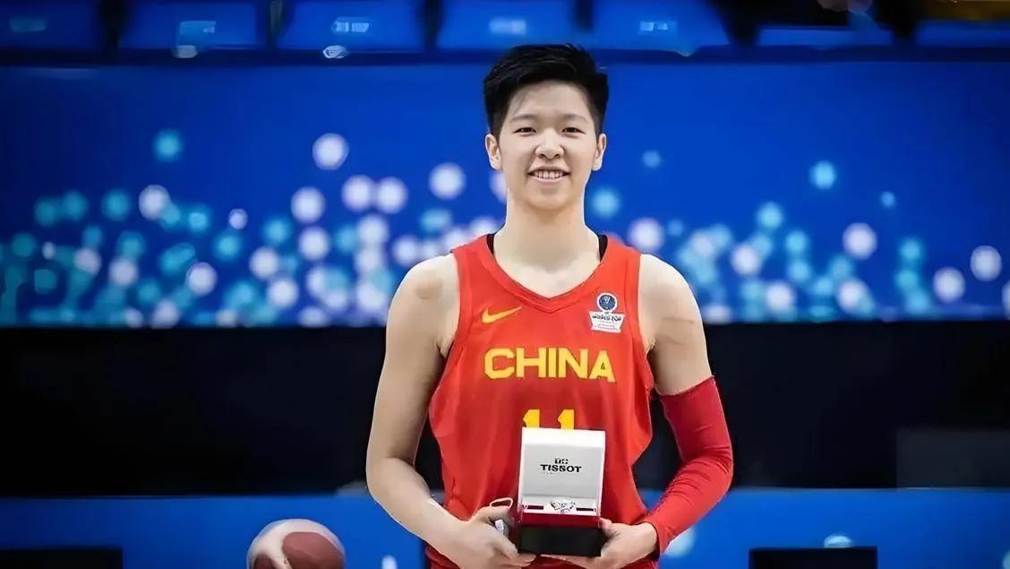 2024-2025赛季WCBA总决赛：带病作战，广东女篮3比1力克四川队夺冠，背后原因令人动容