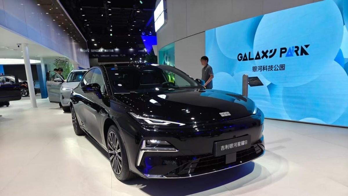 广州车展试了星耀8，这配置真的很能打