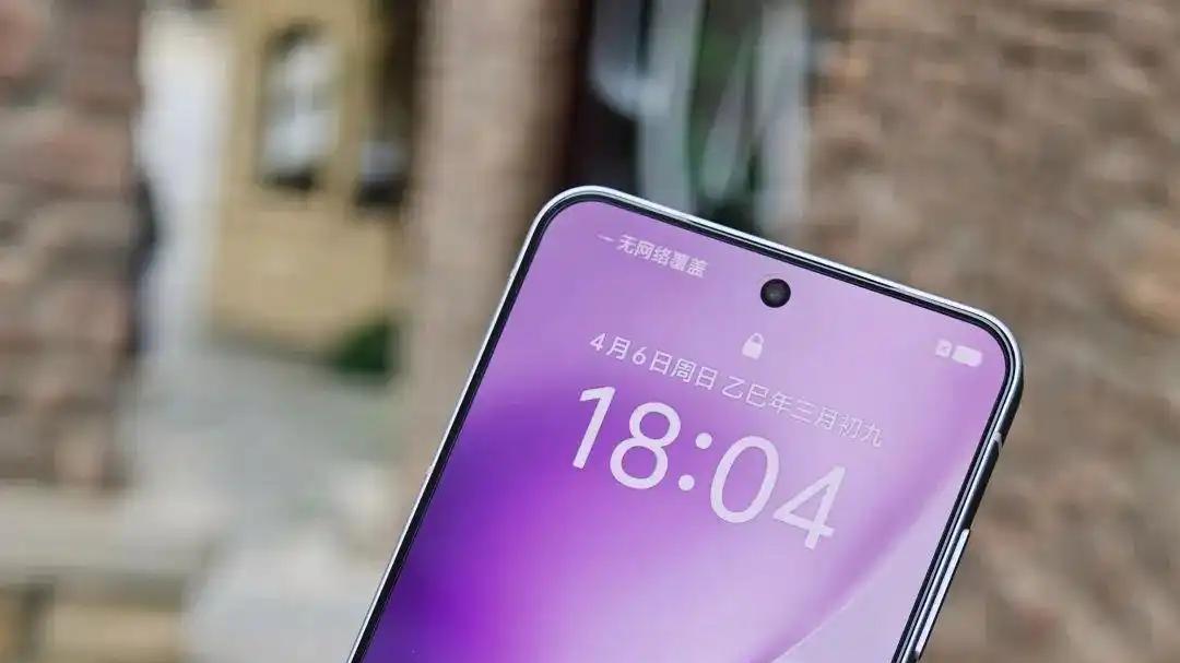 vivo X200s：1.5K直屏+6000mAh+无线充，实力超神