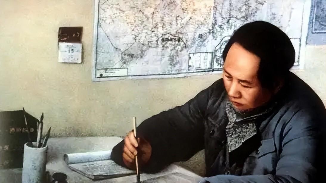 二十五岁，爱恨分明，笔尖流淌：血仇与解放，那棵松树的故事