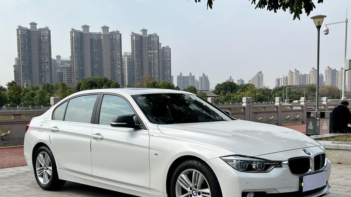 宝马3系：10万出头体验蓝天白云，2017款320Li时尚型值得入手吗？