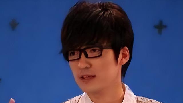 玖月奇迹：王小玮一直不愿生孩子，相爱多年，如今两人各自单飞