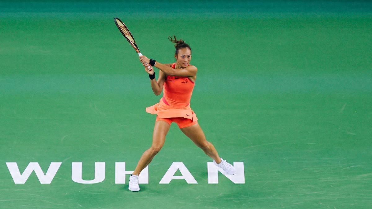 2月底郑钦文双喜临门：教练回归+冲击世界前五，球迷翘首以盼