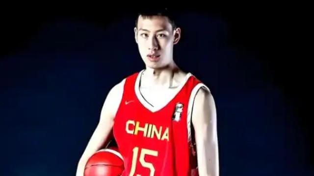 曾单场12帽！被多所美国名校争抢 中国小伙必进NBA？