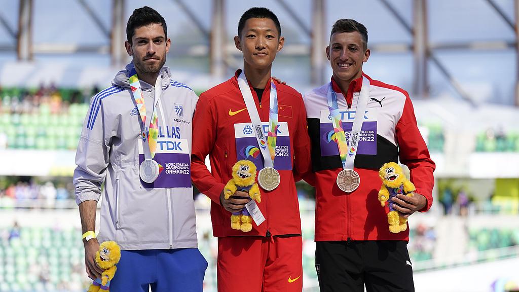 王嘉男跳远新突破：如何继承刘翔的跨栏精神？