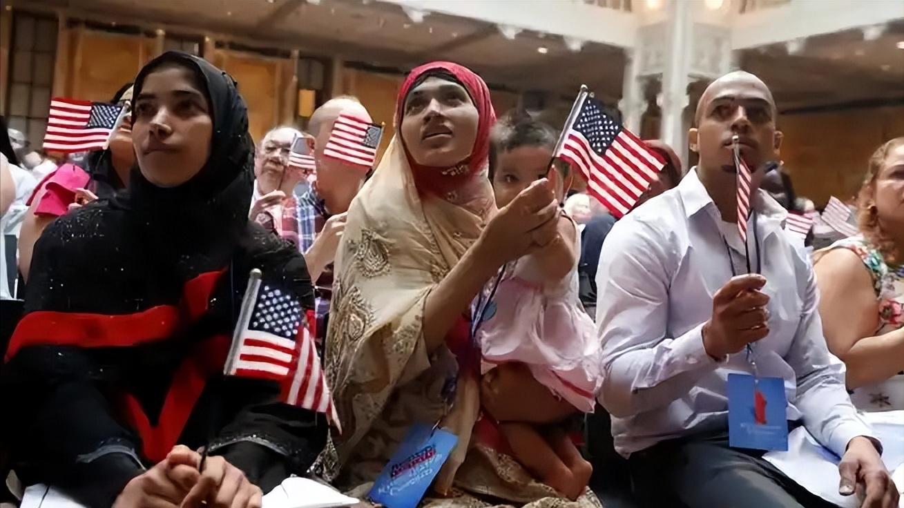 50万移民即将登陆！绝望的日本，为什么向印度“求救”？