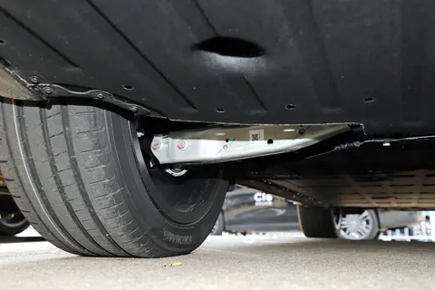 15.18万买大六座SUV 零跑C16：激光雷达，冰箱彩电， 还送移动大床