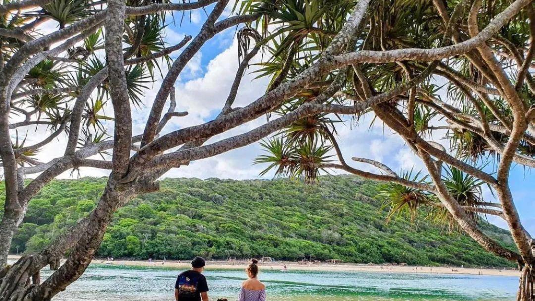 混血公主昆凌：22岁嫁大14岁周杰伦，婚后连生三胎，她可不简单