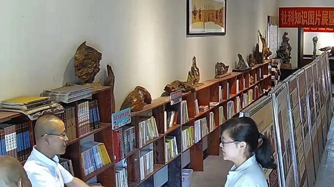 根博｜秀屿区委组织部崔美通副部长带队到福建省志华根艺博物馆调研关工委工作