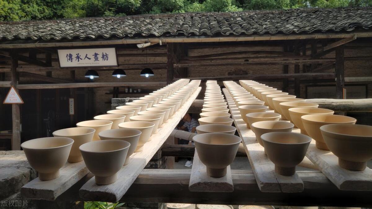 高铁直达！适合4-5月女人独游的8个安逸小城，心累了就去住几天！