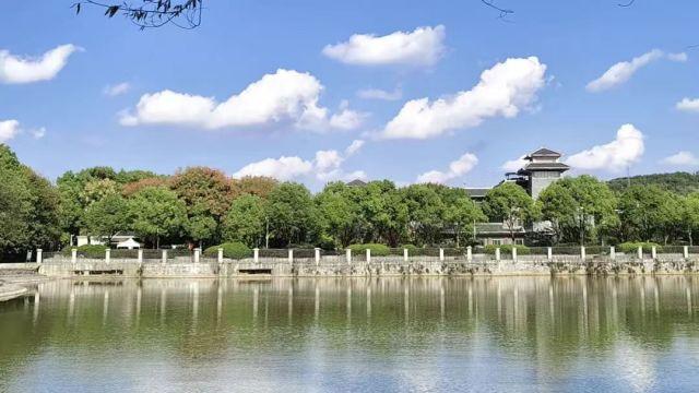 选师范怕踩坑？国家认证的：湖北文理学院怎么样？进入国家安全线！