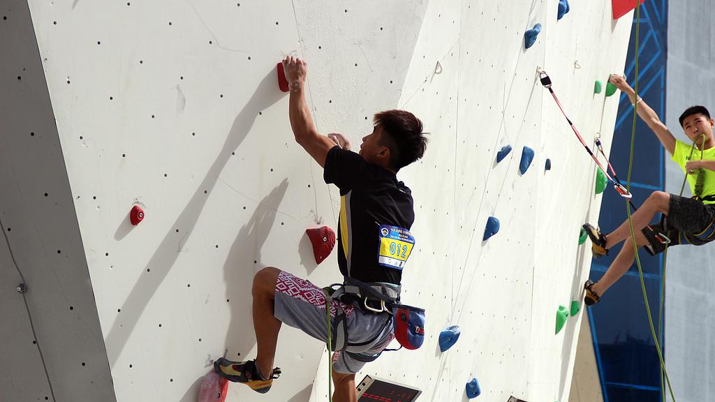 中国亚洲首位攀岩世界冠军的奥运逐梦之路